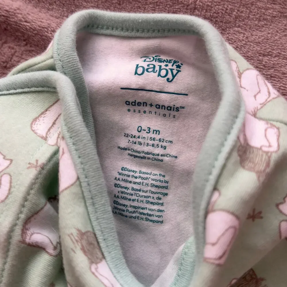 aden + anais essentials Baby Winnie the Pooh  Swaddle Wraps 0-3m: Front Zipper